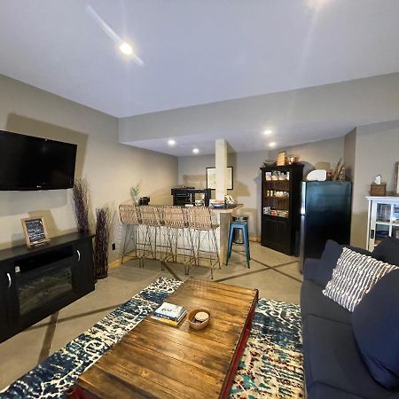 Blanchard Mountain Bnb Canmore Bagian luar foto