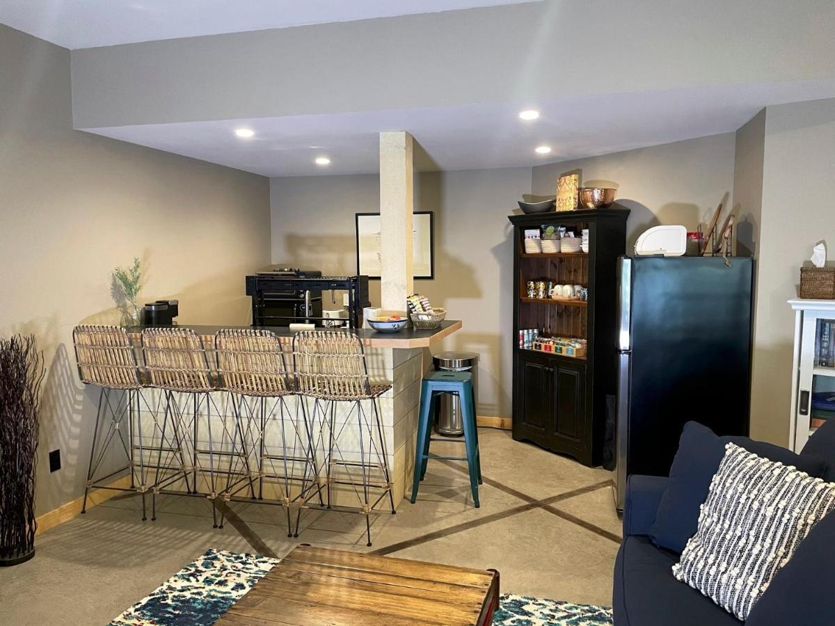 Blanchard Mountain Bnb Canmore Bagian luar foto