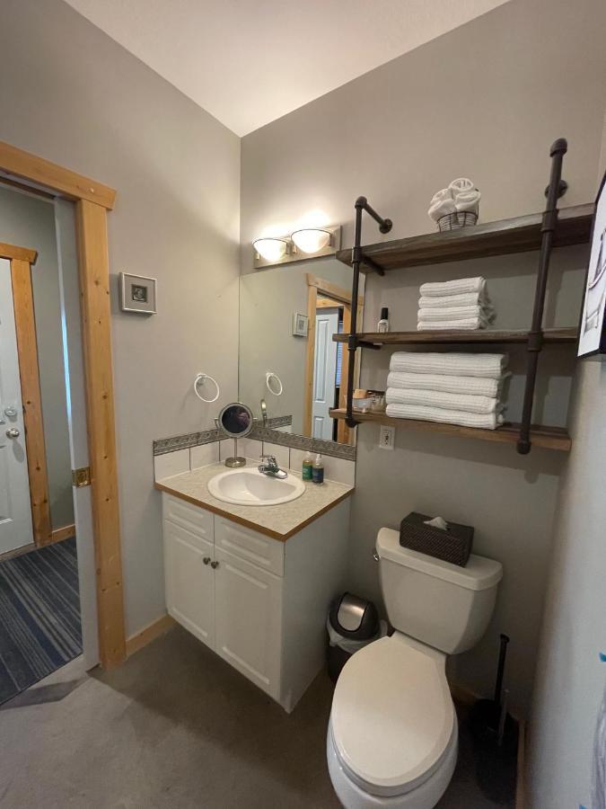 Blanchard Mountain Bnb Canmore Bagian luar foto