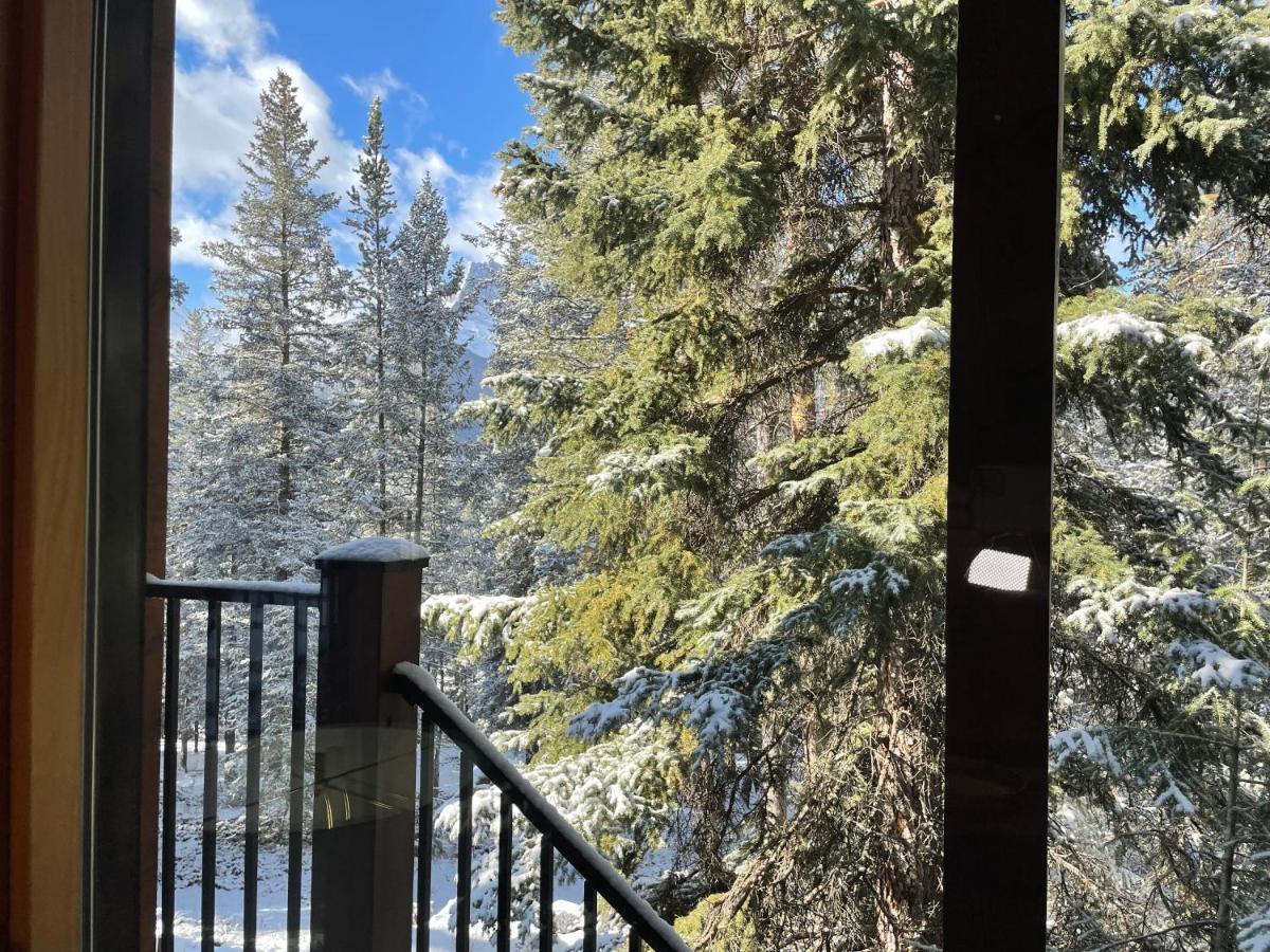Blanchard Mountain Bnb Canmore Bagian luar foto